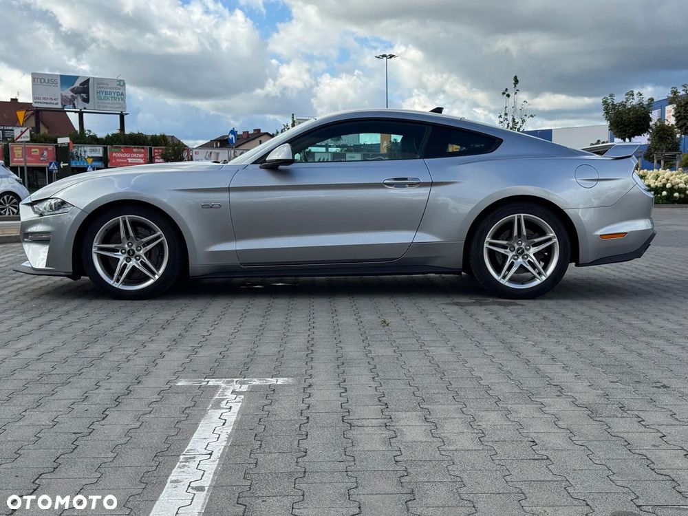 Ford Mustang - 21