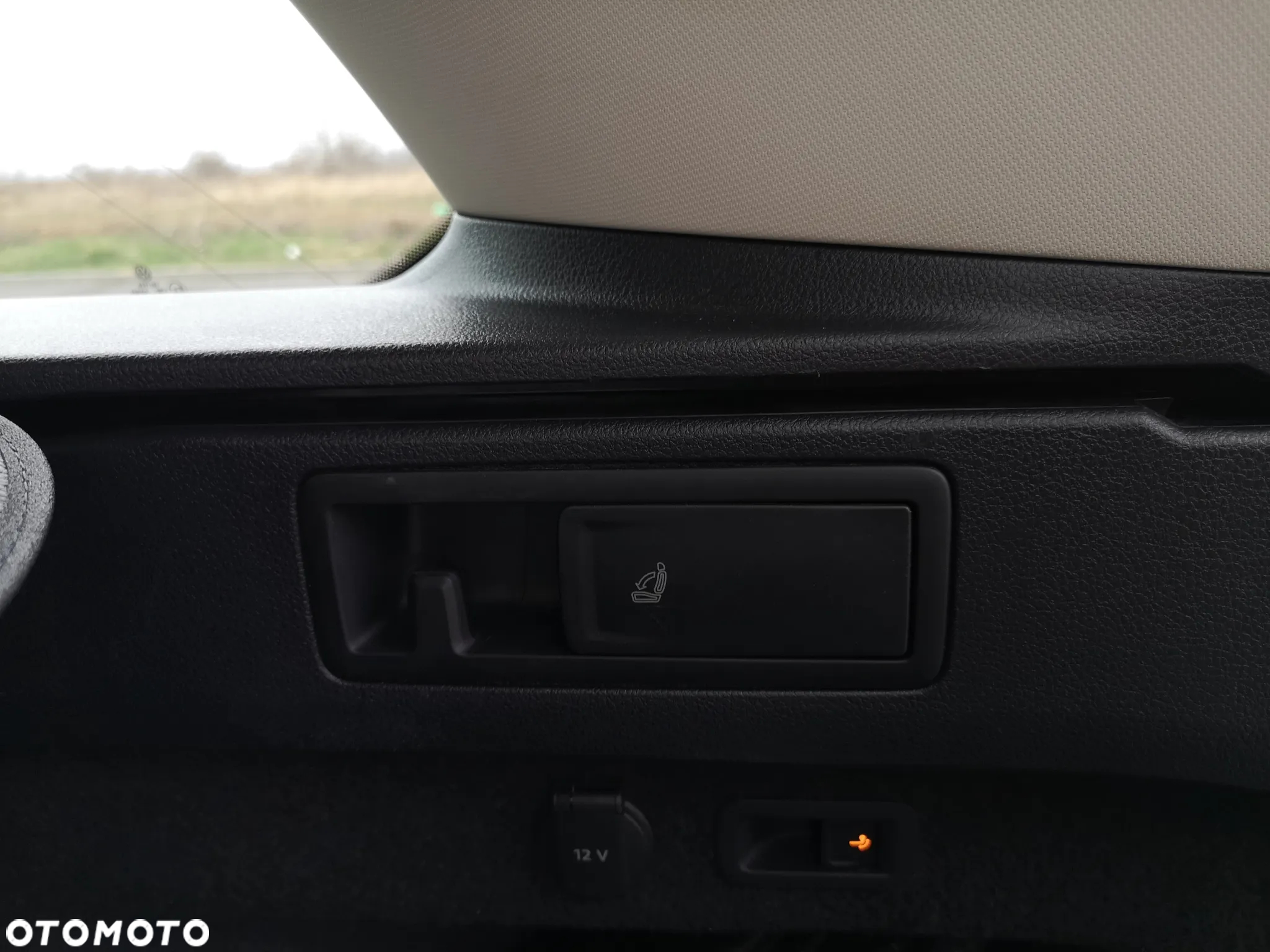 Volkswagen Passat - 34
