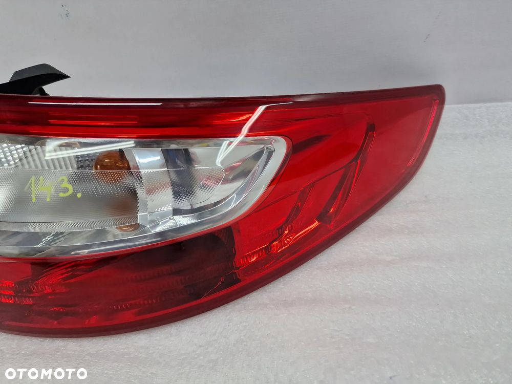 RENAULT FLUENCE 10- PRAWA LAMPA TYLNA TYLNIA TYŁ , NR 265502140R , NR AUKCJI LMT143 - 4