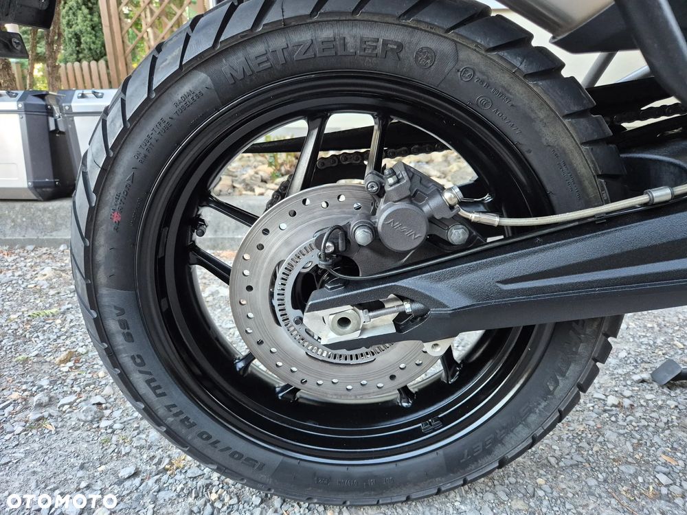 Triumph Tiger - 23