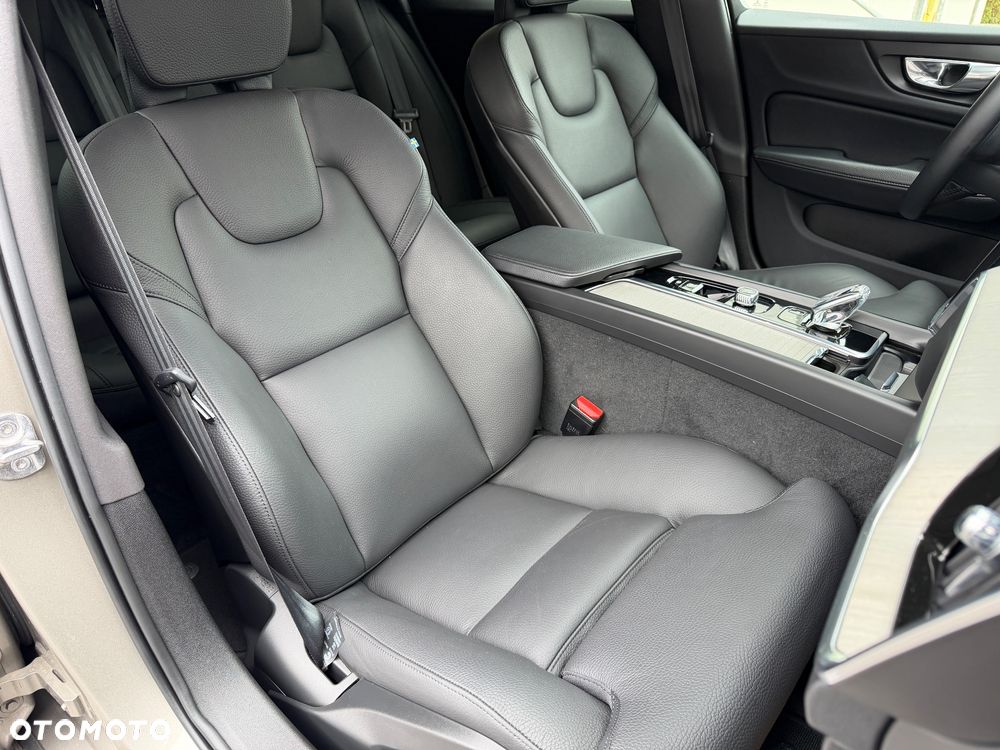 Volvo V60 B4 B DKG Inscription - 16