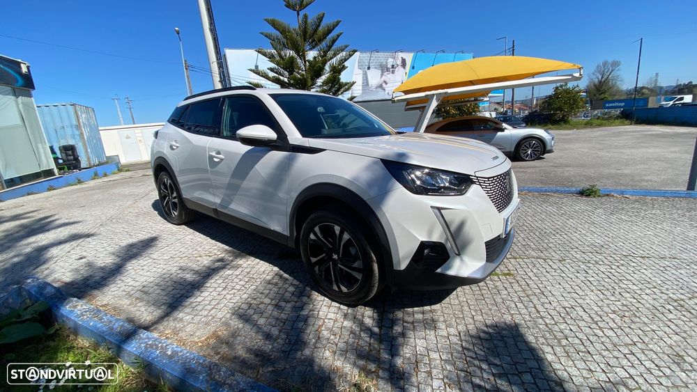 Peugeot e-2008 50 kWh Allure Pack - 4