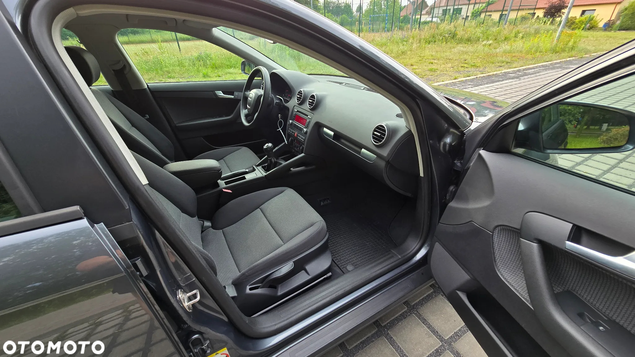 Audi A3 1.6 Attraction - 13