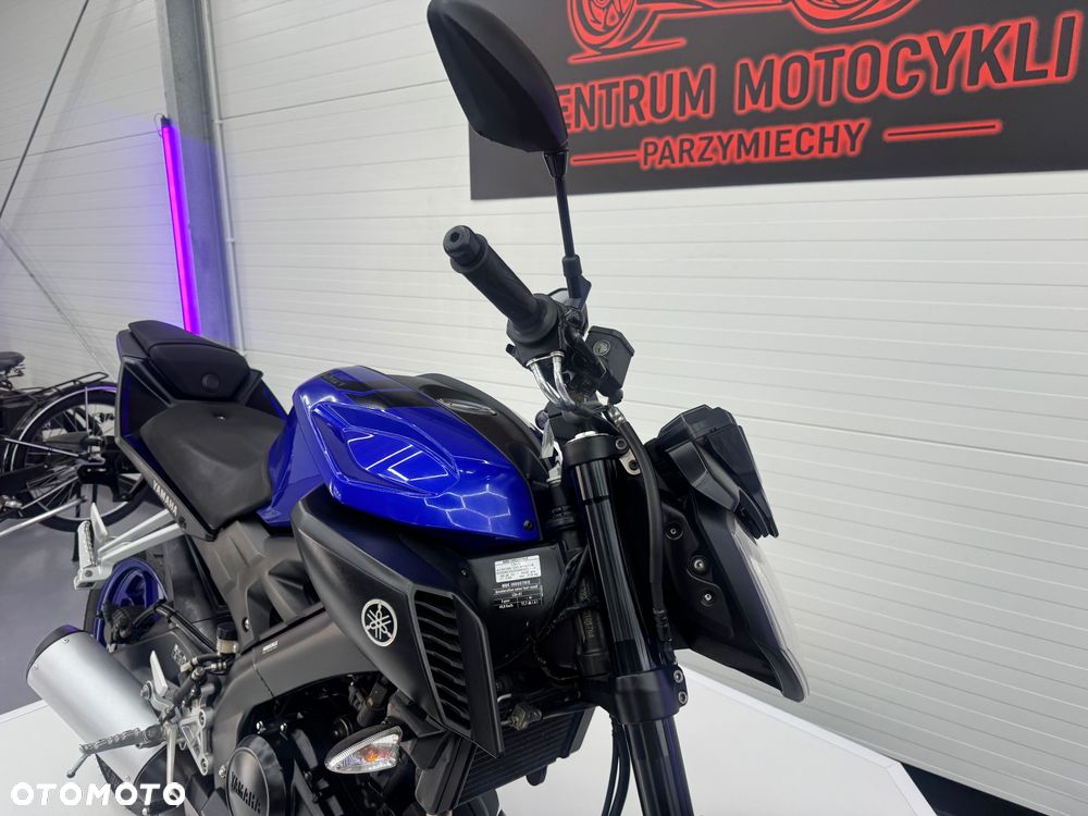 Yamaha MT - 24