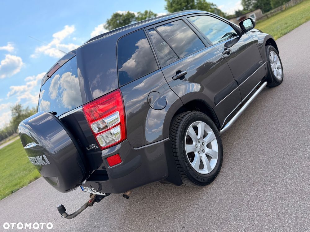Suzuki Grand Vitara 1.9 DDiS Comfort DPF Family - 8