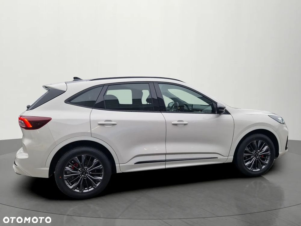 Ford Kuga - 4