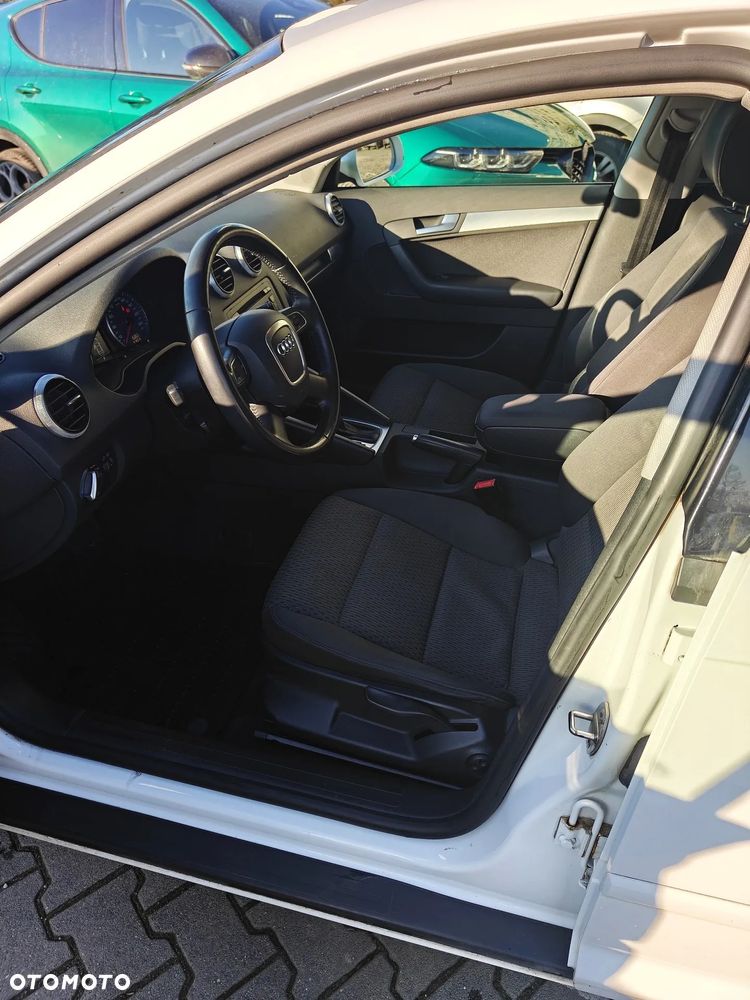 Audi A3 Sportback 2.0 TDI DPF (DSG) S tronic Attraction - 7