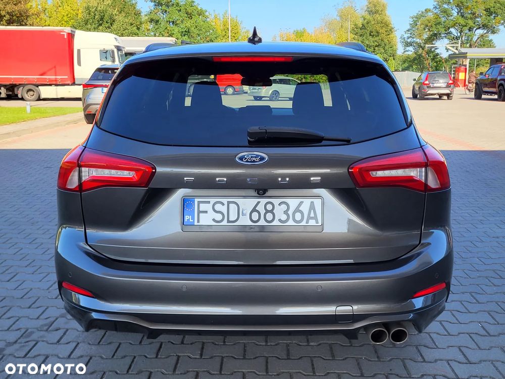 Ford Focus 1.5 EcoBoost STart-Stopp-System ST-LINE X - 9