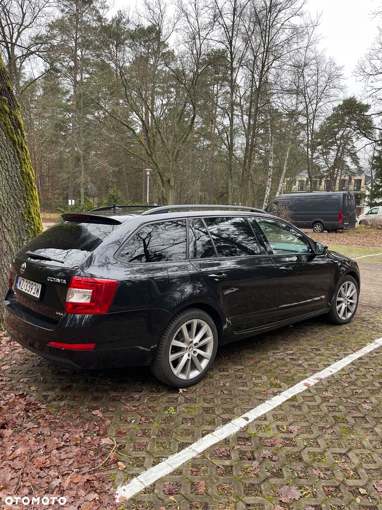 Skoda Octavia 2.0 TDI 4x4 Elegance DSG - 4