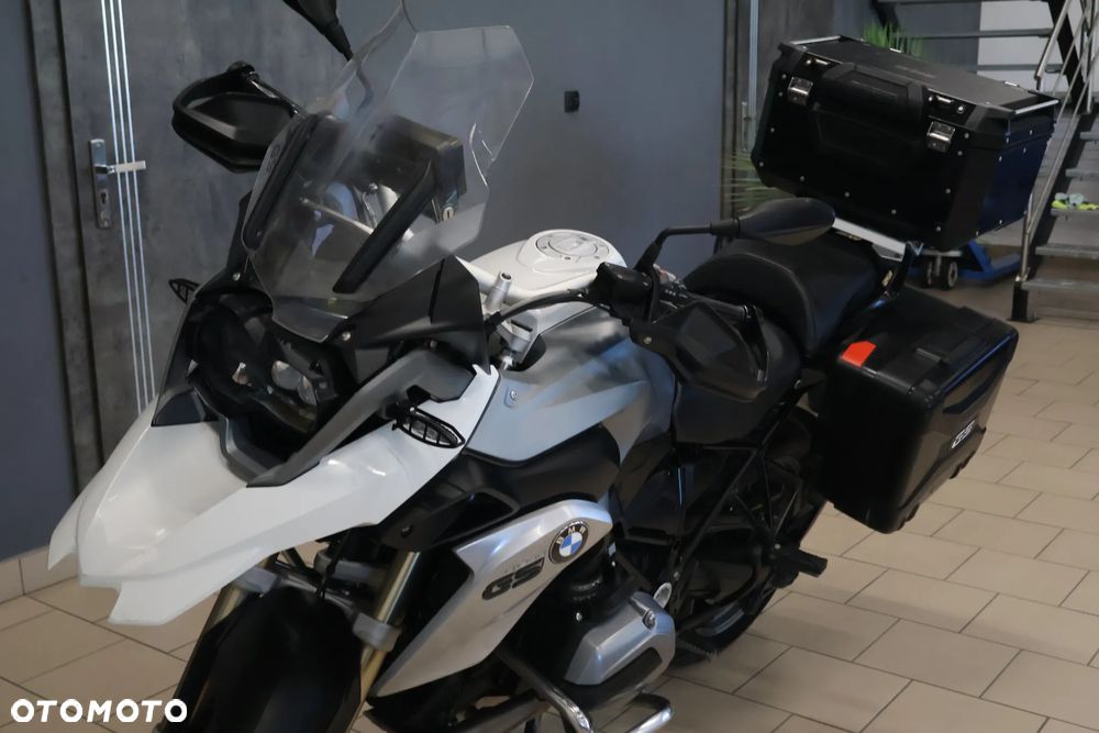 BMW R - 18