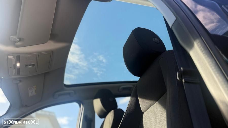 Land Rover Discovery Sport 2.0 eD4 SE - 19