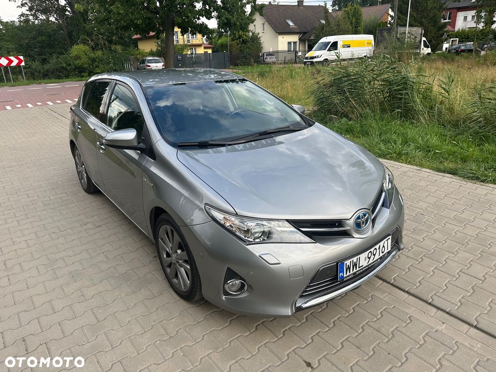Toyota Auris - 1