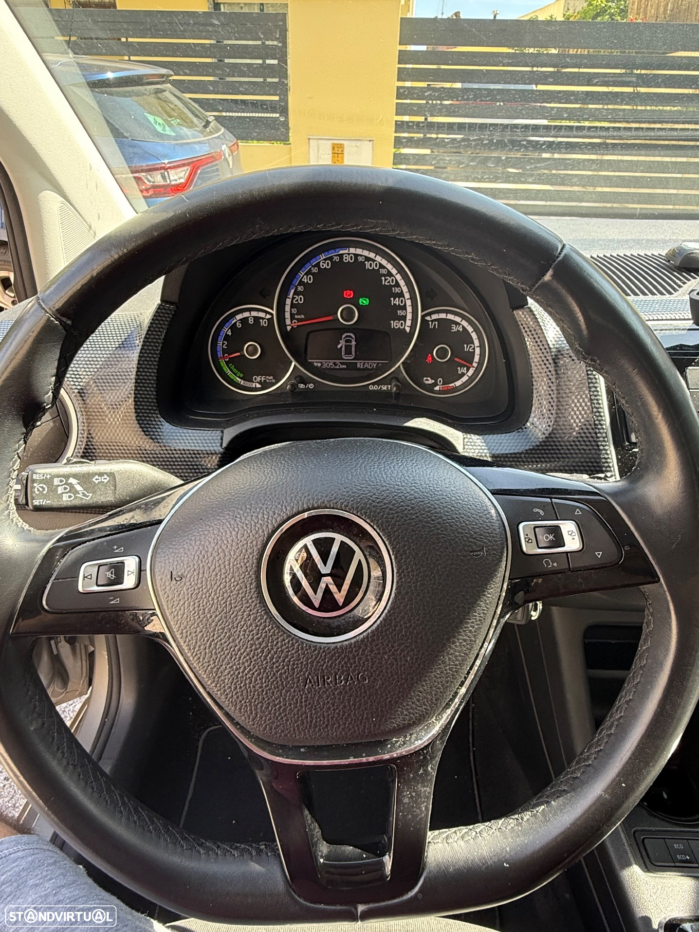 VW e-Up! Confort - 23