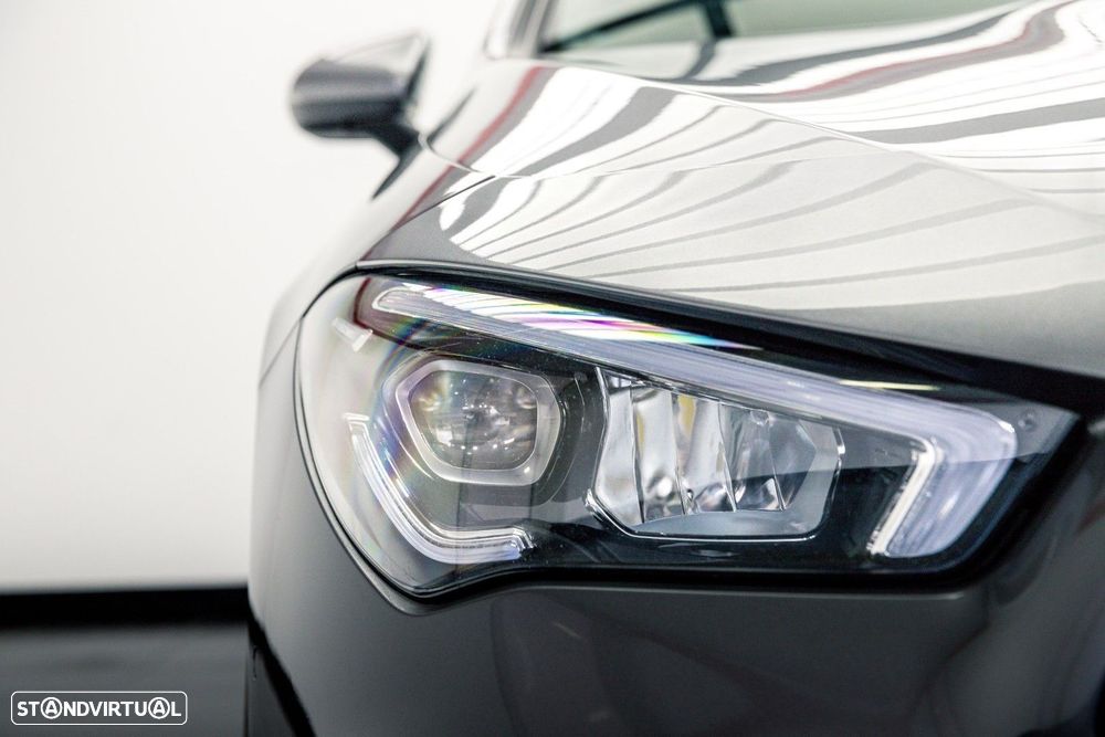 Mercedes-Benz CLA 250 e Shooting Brake AMG Line - 4