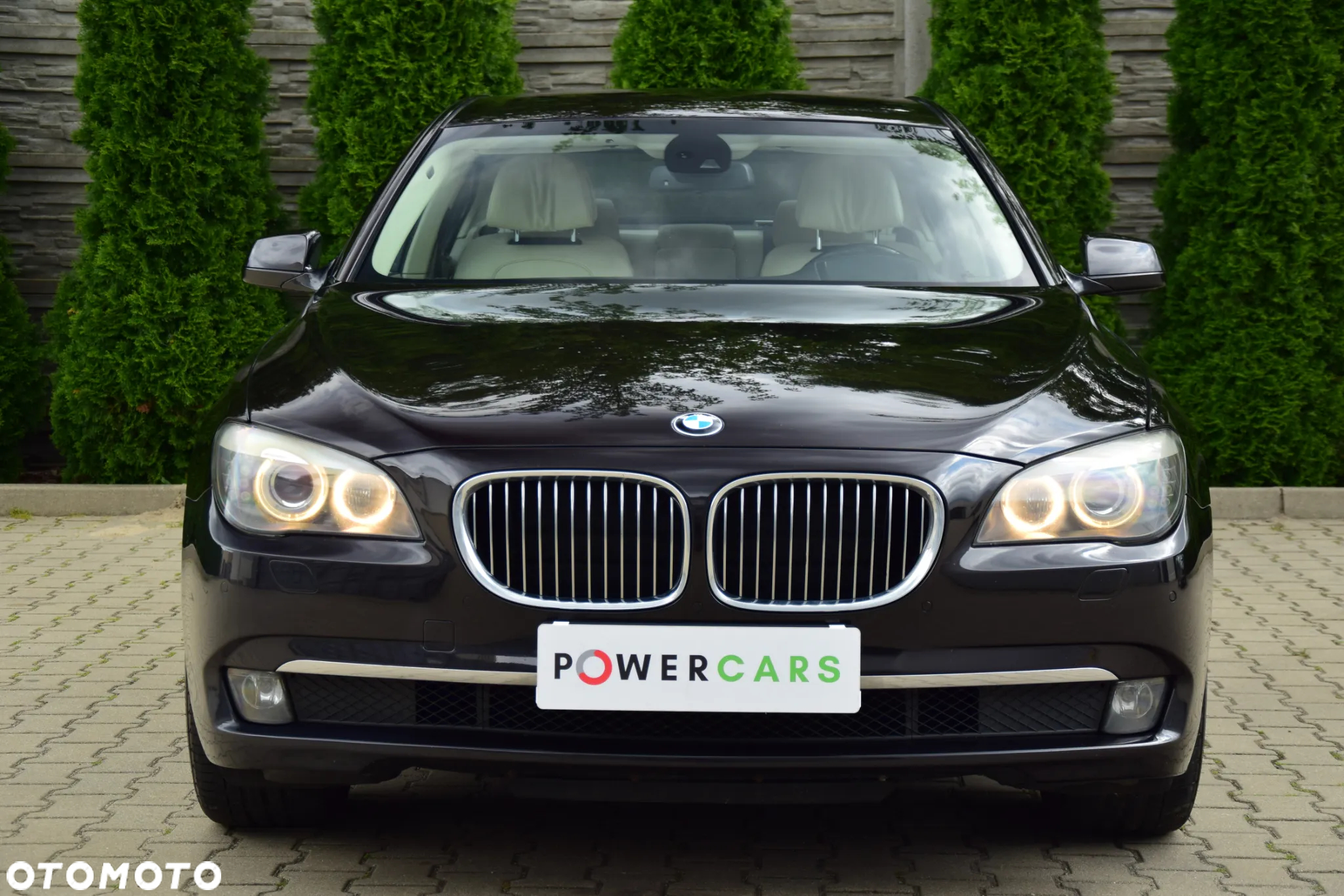 BMW Seria 7 740d - 17