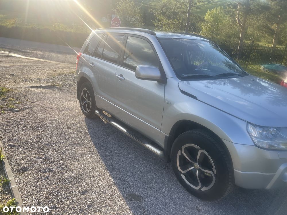 Suzuki Grand Vitara - 3