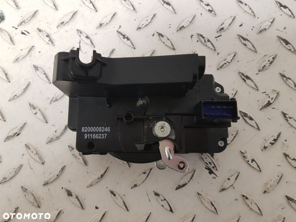 ORYGINALNY NOWY ZAMEK DRZWI PRZEDNICH LEWY PRZÓD LEWA VIVARO A TRAFIC II 2 PRIMASTER 01-14 - 2