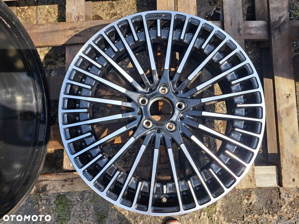 Oryg. Mercedes EQA EQB 20 8.5j AMG A243 243 A2434010600 4707 P - 1