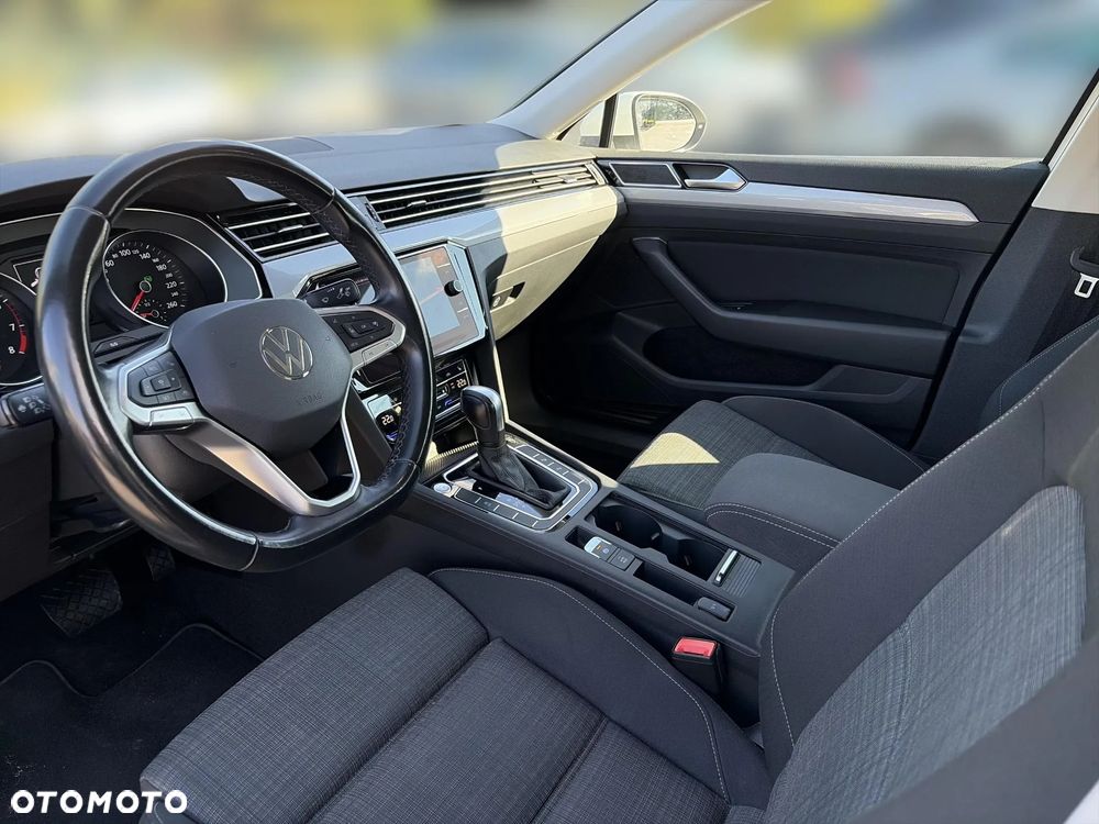 Volkswagen Passat 1.5 TSI EVO Business DSG - 9