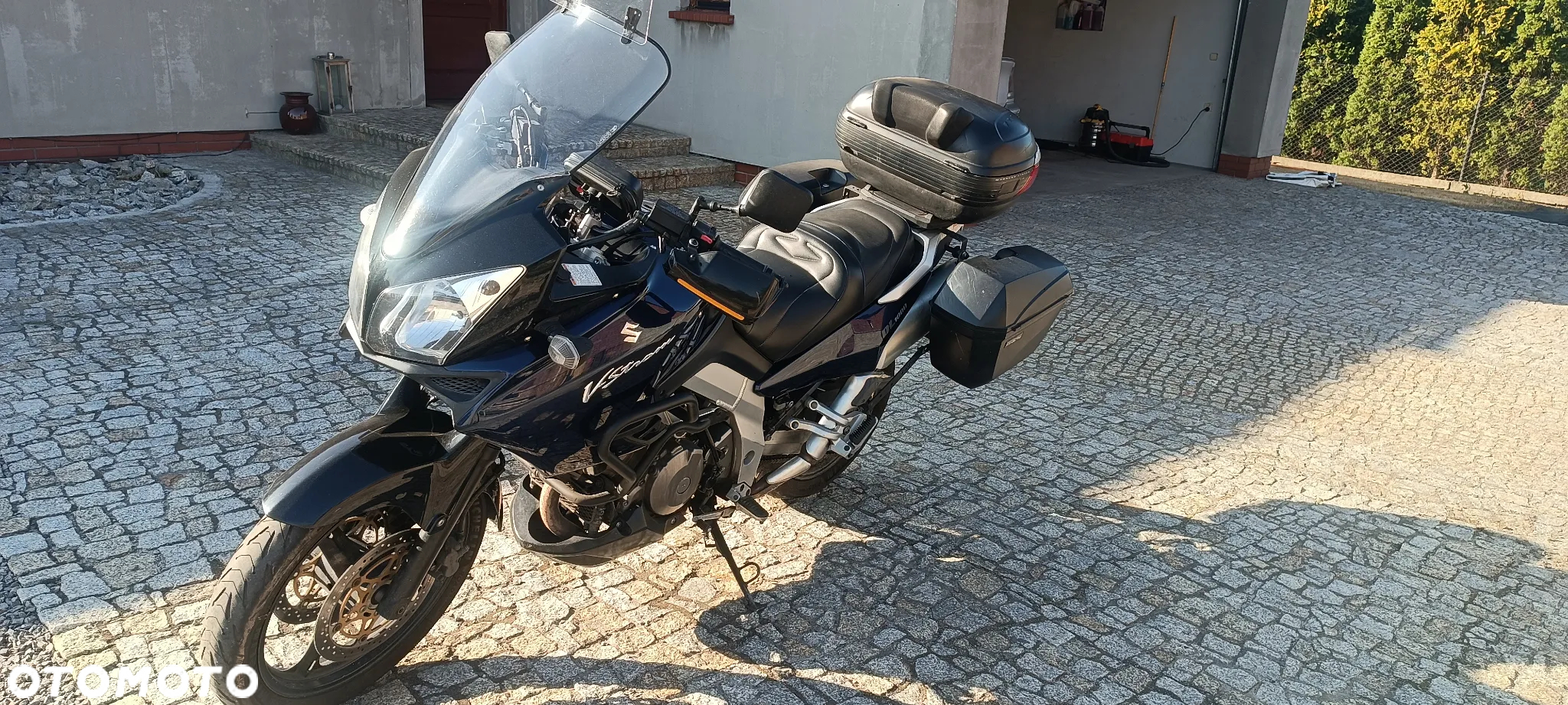 Suzuki DL - 4