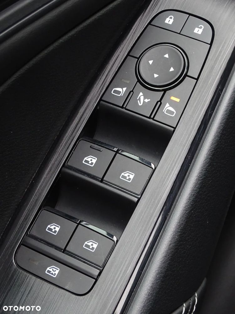 Nissan Qashqai 1.5 e-POWER N-Connecta - 13