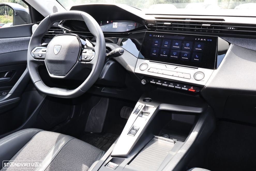 Peugeot 408 1.6 Hybrid Allure e-EAT8 - 11