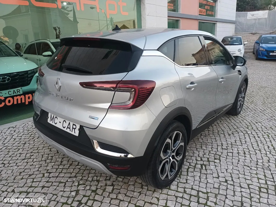 Renault Captur 1.6 E-Tech Plug-In Intens - 4