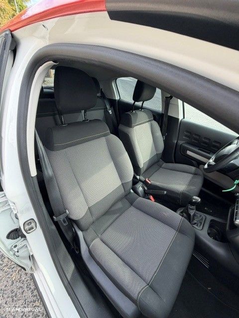 Citroën C3 1.2 PureTech Feel - 11