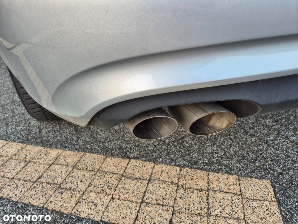 Audi A4 Avant 2.0 TDI DPF multitronic Ambiente - 8
