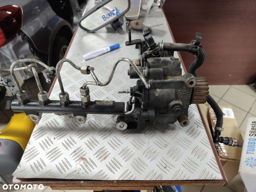 Renault Nissan Dacia 1.5 pompa wtryskowa