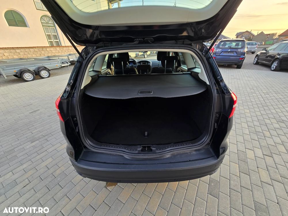 Ford Focus 1.5 TDCi DPF Start-Stopp-System Trend - 16