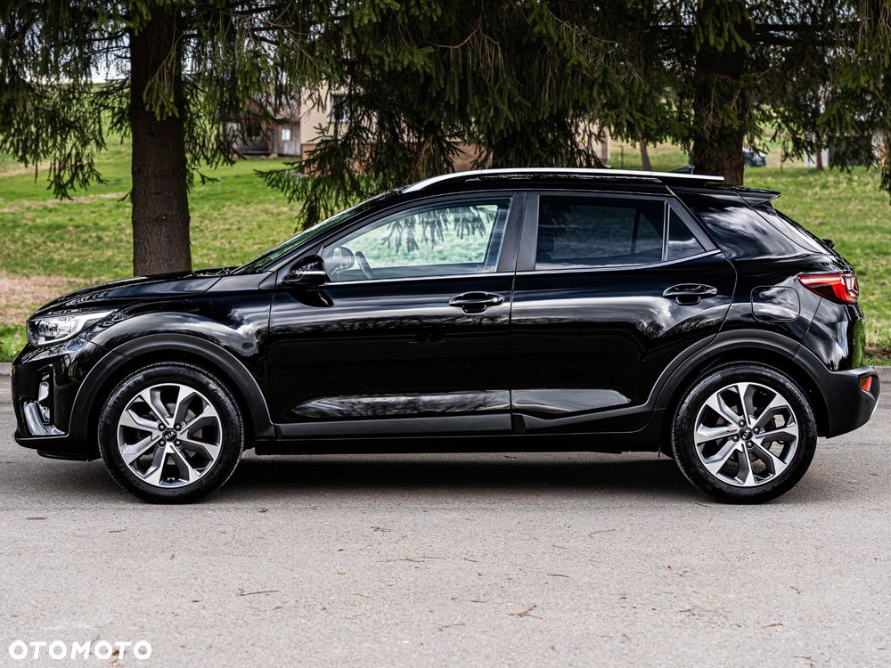 Kia Stonic 1.4 L - 6