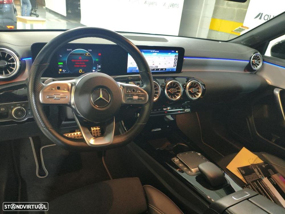 Mercedes-Benz A 250 e AMG Line - 7