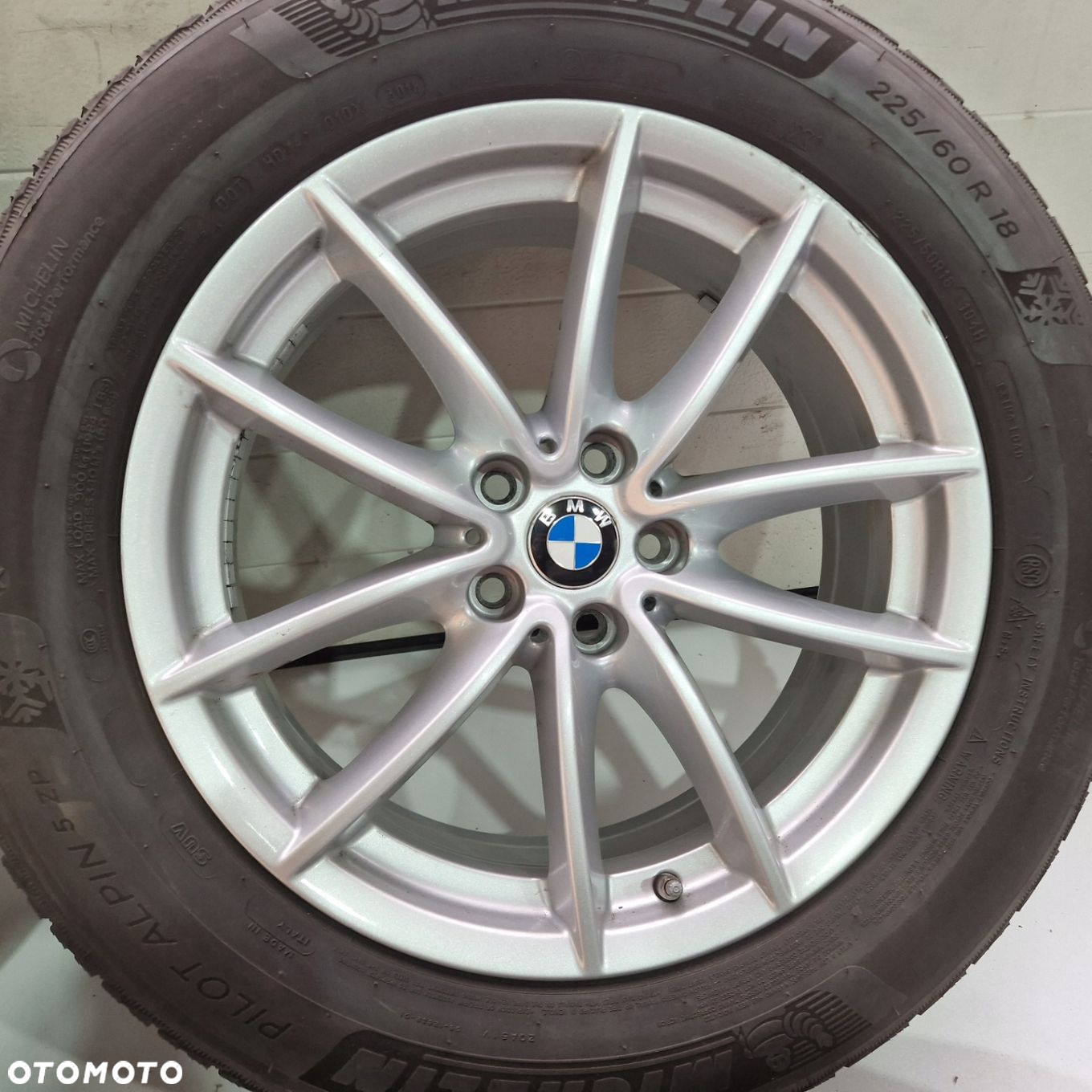 BMW X3 G01 X4 G02 5x112 225/60R18 ET22 - 9