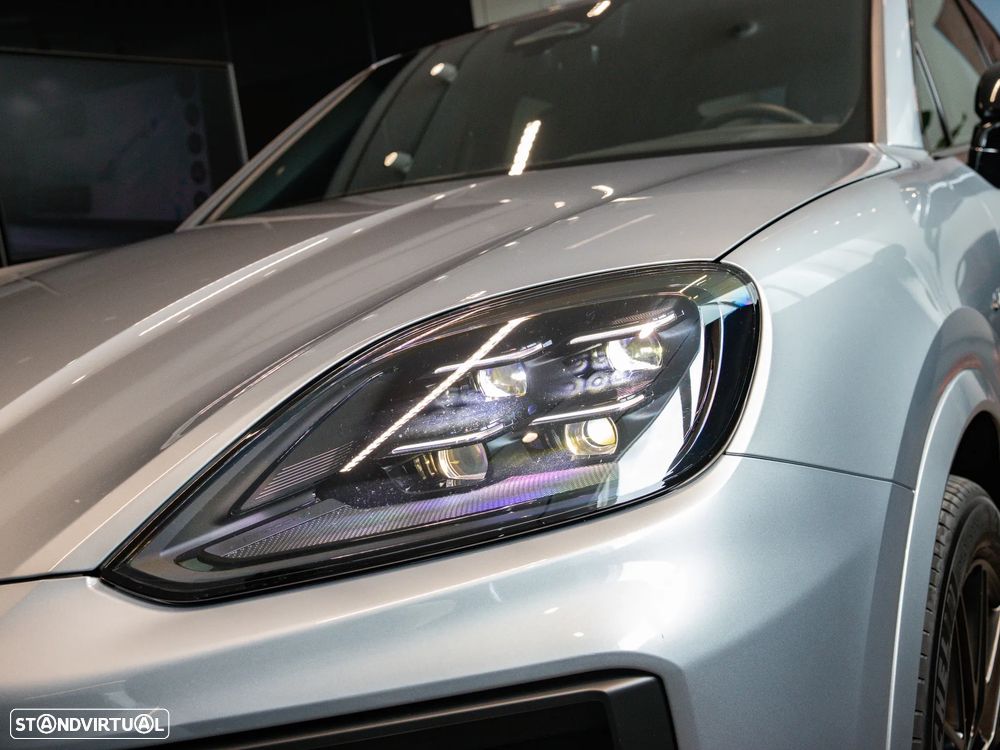 Porsche Cayenne Coupé E-Hybrid Black Edition - 13