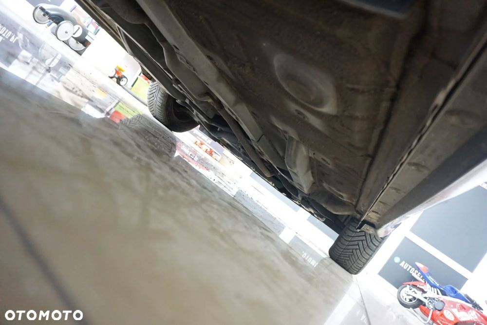 Toyota Yaris 1.0 VVT-i Comfort - 14