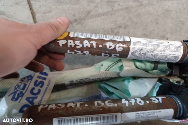 Airbag cortina stanga 3C0880742D Volkswagen VW Passat B6 [2005 - 2010 - 3