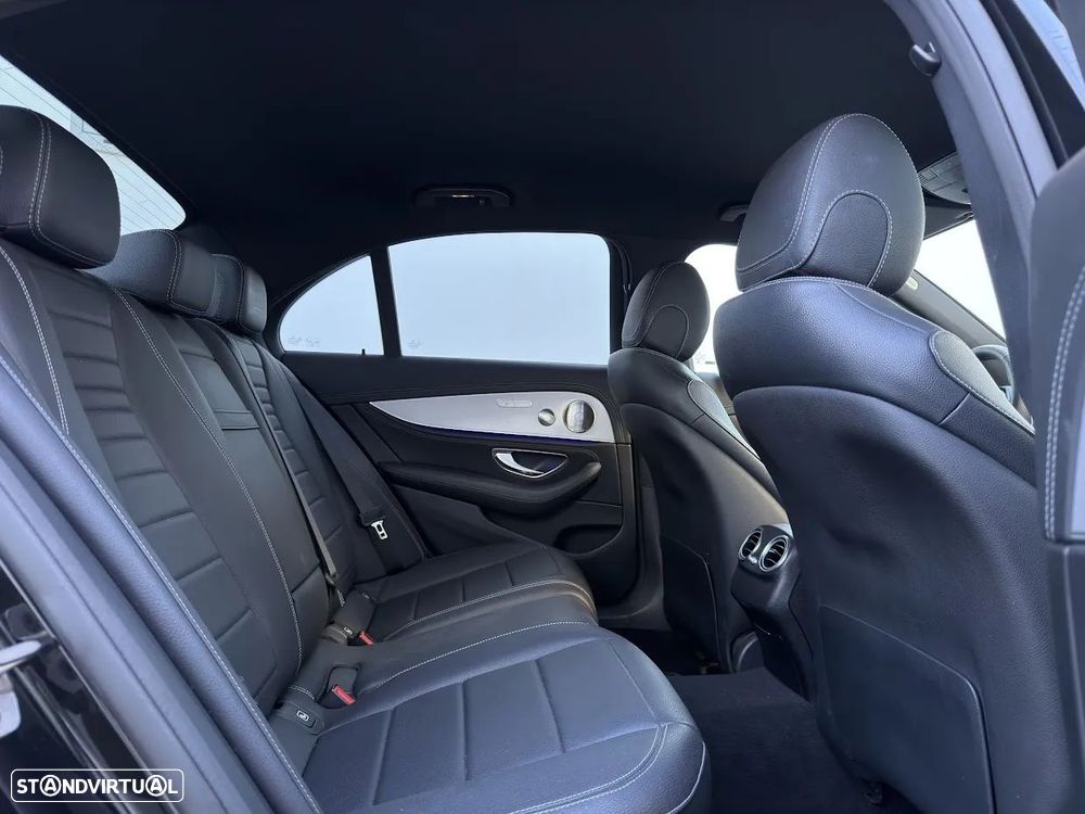 Mercedes-Benz E 300 de 9G-TRONIC AMG Line - 15