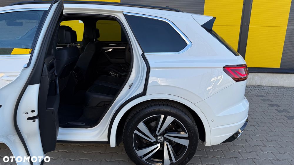Volkswagen Touareg 3.0 V6 TDI SCR 4Mot R-Line - 27