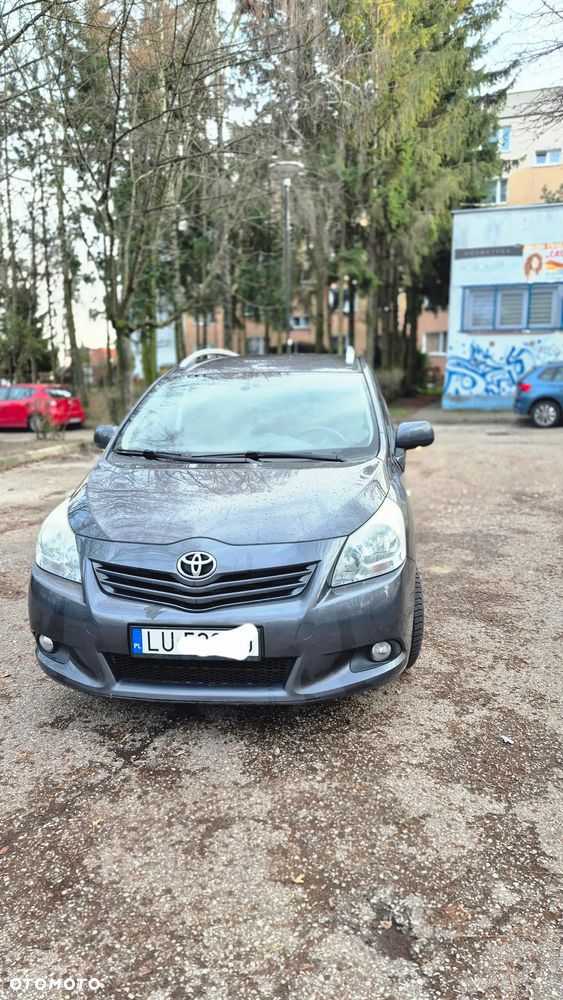 Toyota Verso 2.0 D-4D - 1