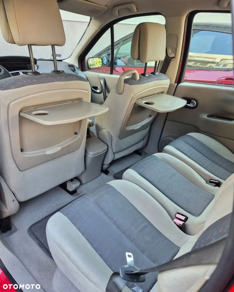 Renault Scenic - 6