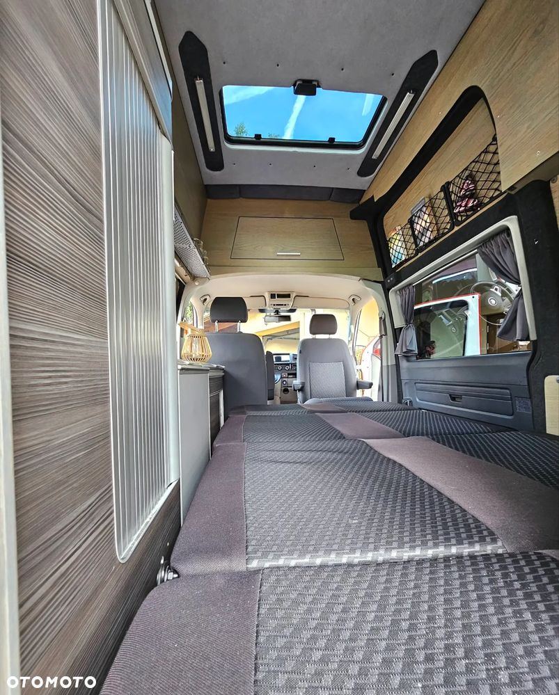 Volkswagen TRANSPORTER - 16
