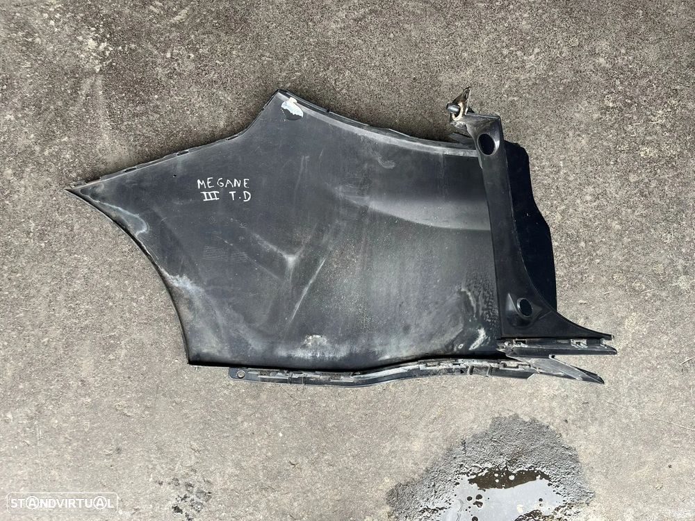 RENAULT MEGANE III BREAK LATERAL PARA CHOQUES TRAS - PC634 - 3