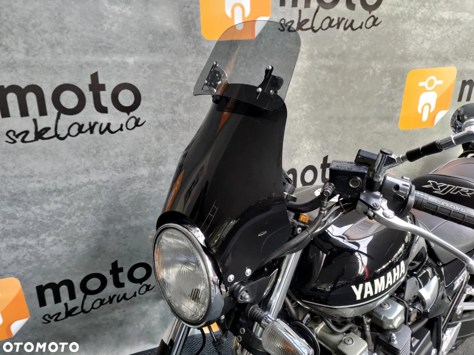 Yamaha XJR - 7