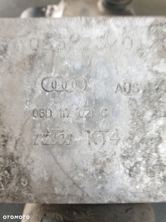 Podstawa Osłona Filtra Oleju Audi 2.0T 06D11721g - 4