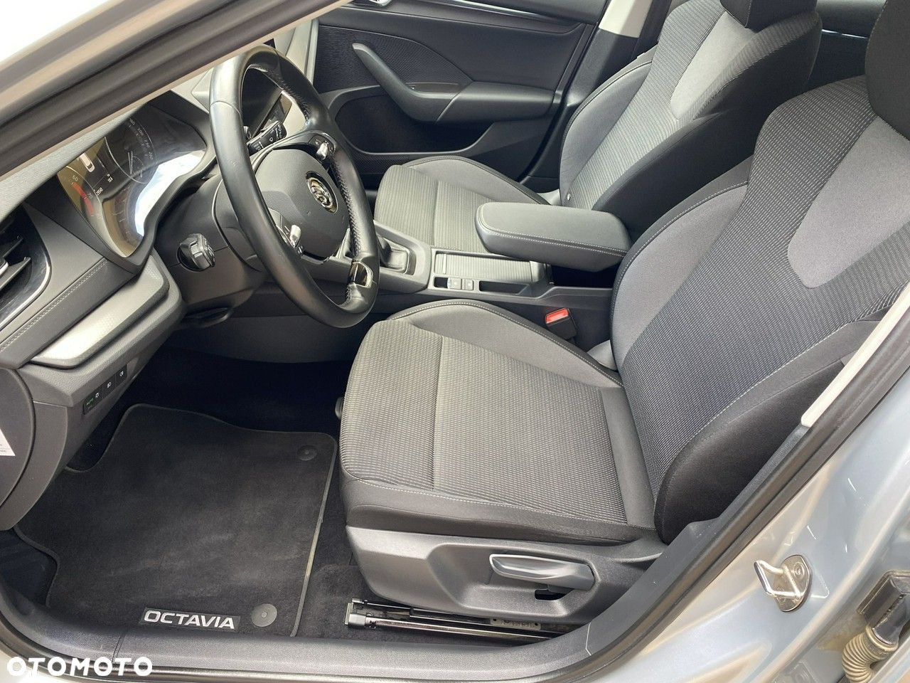 Skoda Octavia 1.5 TSI ACT Ambition - 25