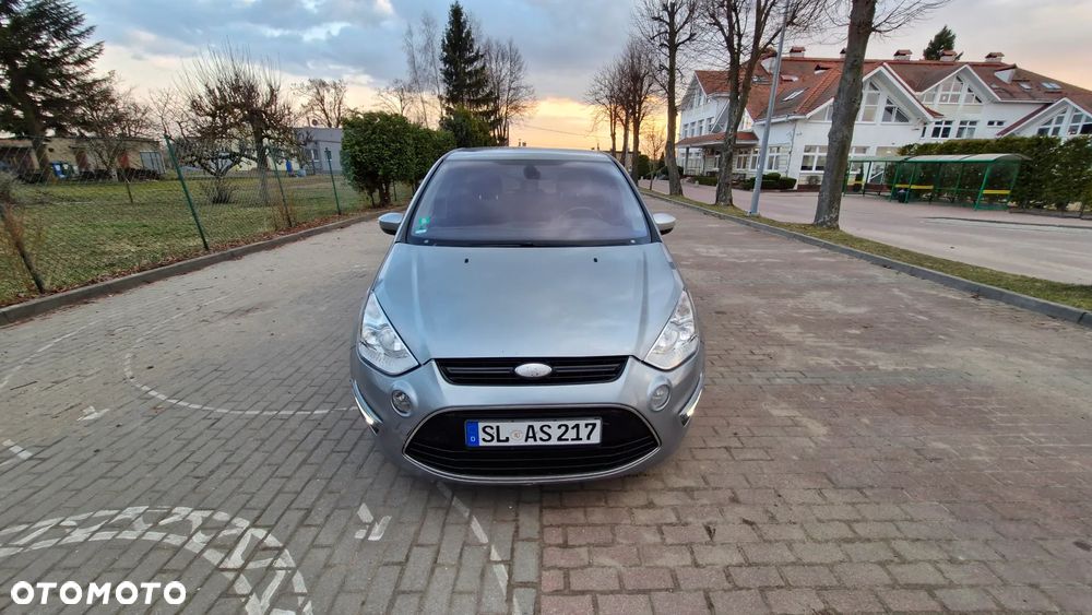 Ford S-Max 2.0 TDCi DPF Champions Edition - 24