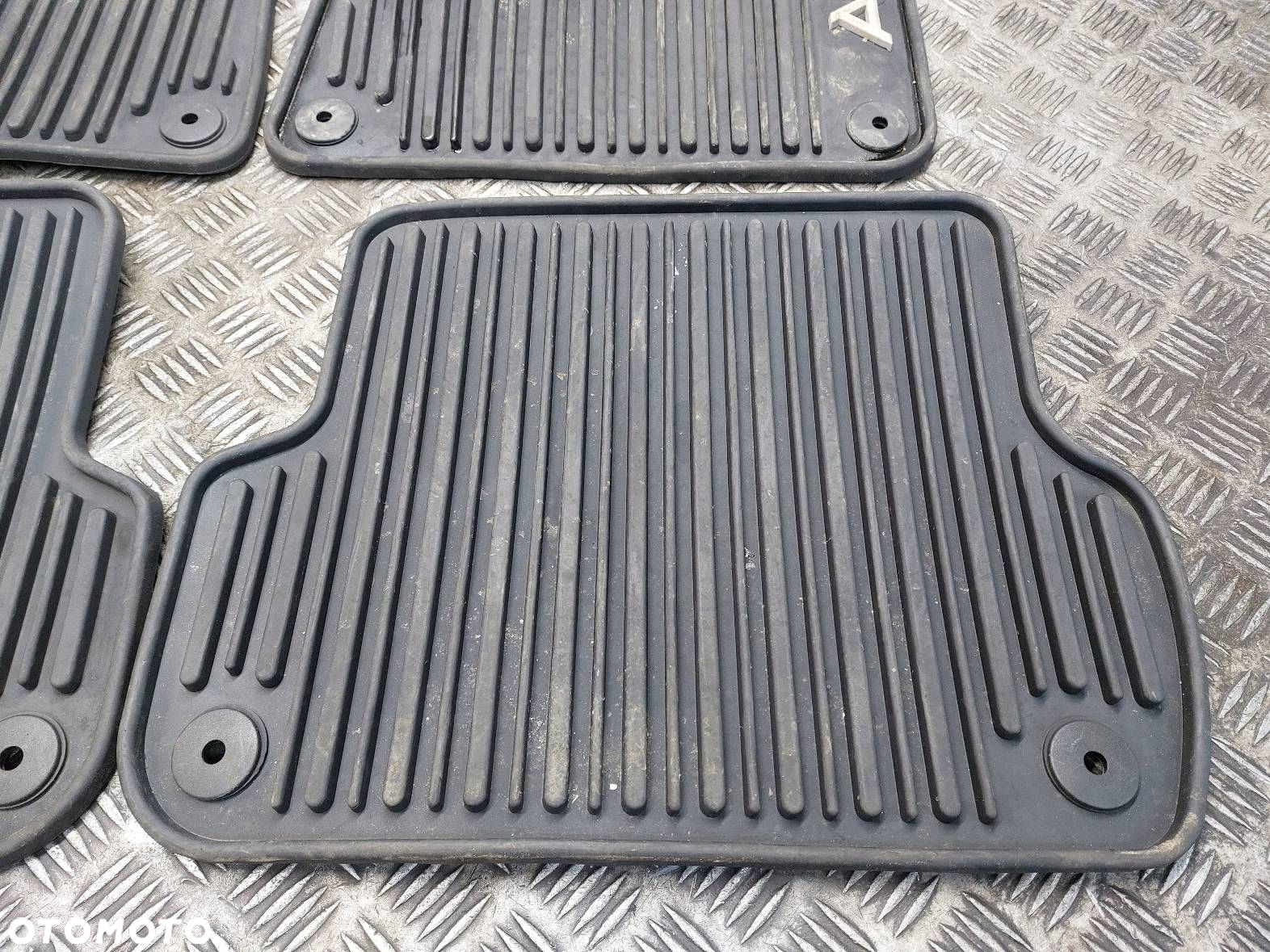 DYWANIK DYWANIKI WYCIERACZKI KOMPLET AUDI A4 B7 KOMBI 8E1061450 - 5