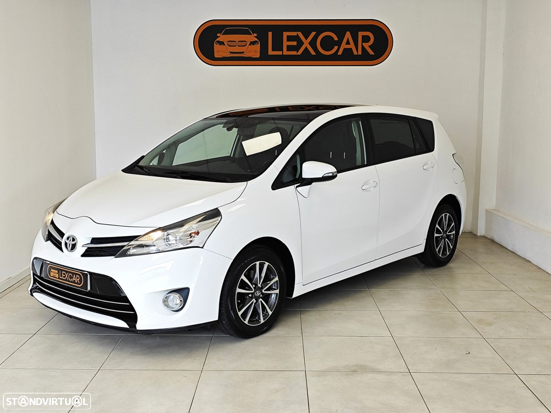 Toyota Verso 1.6 D-4D 5L S&S Comfort - 23