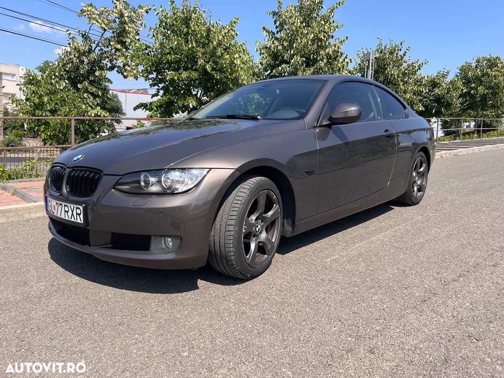 BMW Seria 3 320i Aut. - 6